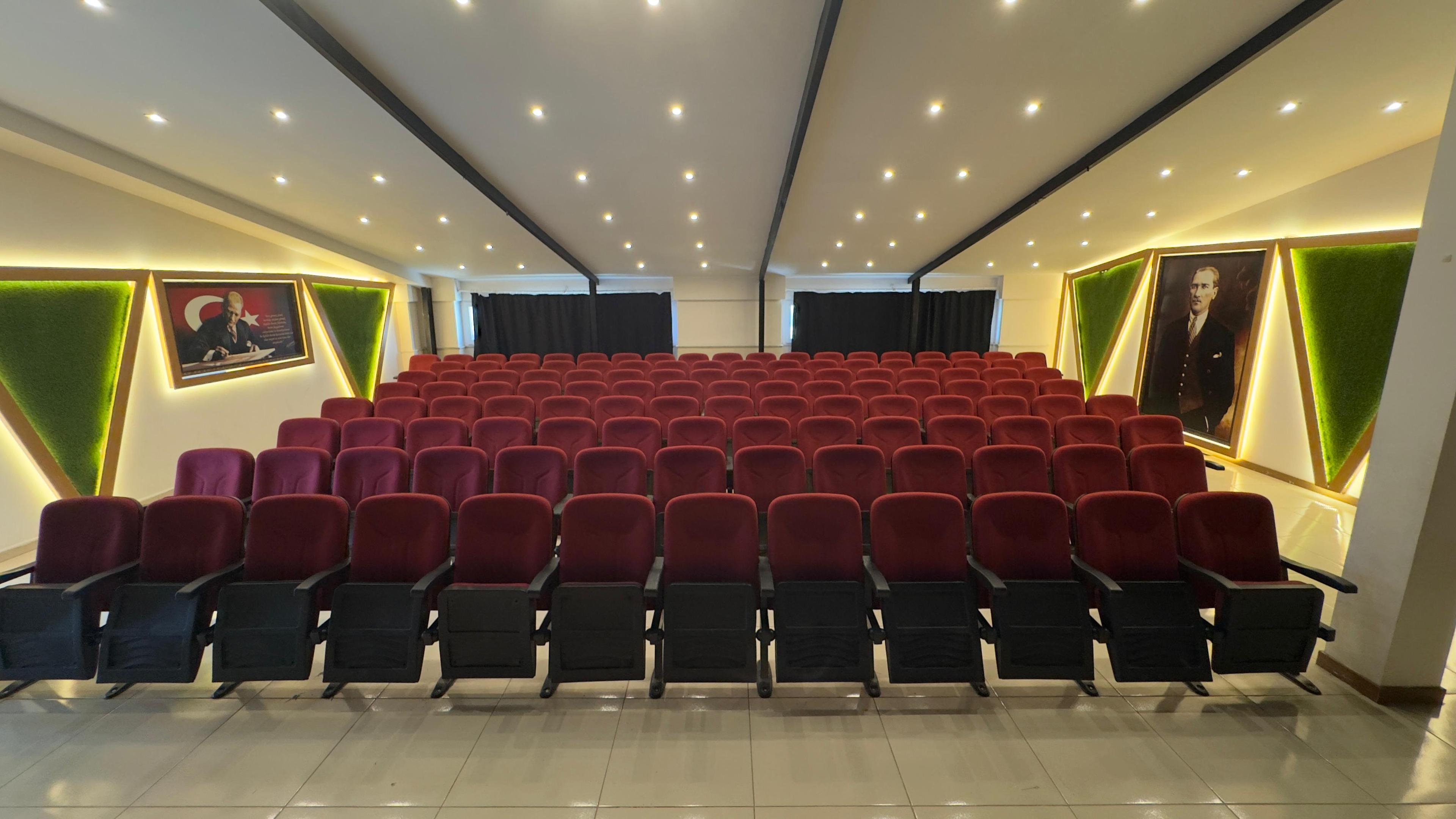 Konferans Salonu